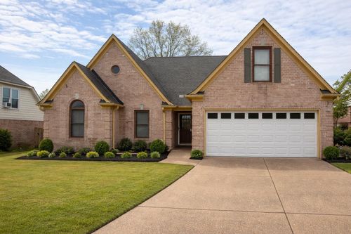9375 Brancaster Dr, Cordova, TN, 38016-2375 | Card Image