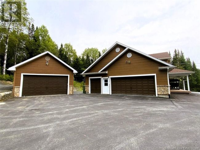 1454 2 E Sault Rd, House other with 3 bedrooms, 4 bathrooms and null parking in Saint Joseph NB | Image 34