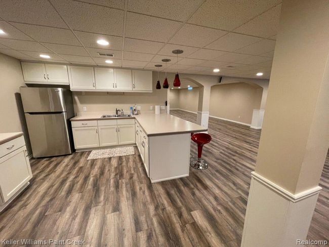 Basement Kitchen | Image 19