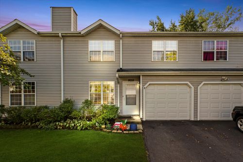 2033 Westview Ln, Round Lake Beach, IL, 60073-3746 | Card Image