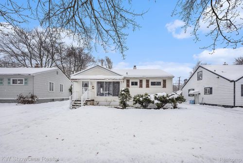 575 4th Ave, Pontiac, MI, 48340-2021 | Card Image