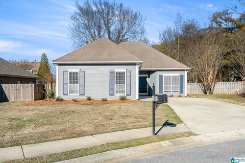 1909 Amberley Woods Trl, HELENA, AL, 35080-3822 | Card Image