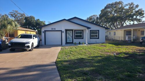 3216 W Beach St, TAMPA, FL, 33607-2104 | Card Image