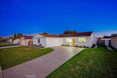 8940 Comet Cir, Westminster, CA, 92683-7739 | Card Image