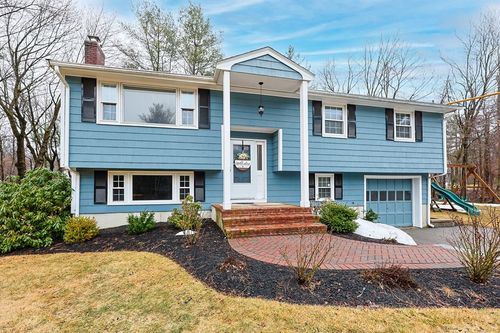5 Jackson Dr, South Walpole, MA, 02071-1010 | Card Image