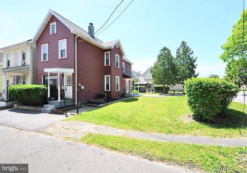 1467 Bald Eagle Ave, TYRONE, PA, 16686-1744 | Card Image