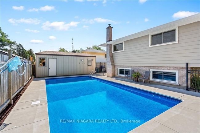 7067 Dirdene St, House other with 3 bedrooms, 2 bathrooms and 2 parking in Niagara Falls ON | Image 29