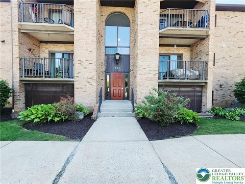 5-867 Cold Spring Rd, ALLENTOWN, PA, 18103-6032 | Card Image