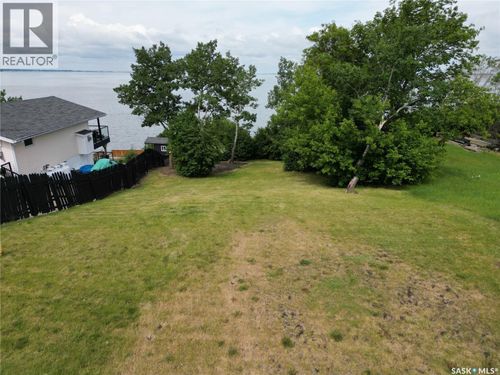 33 Jackfish Lake Cres, Cochin, SK, S0M0L0 | Card Image
