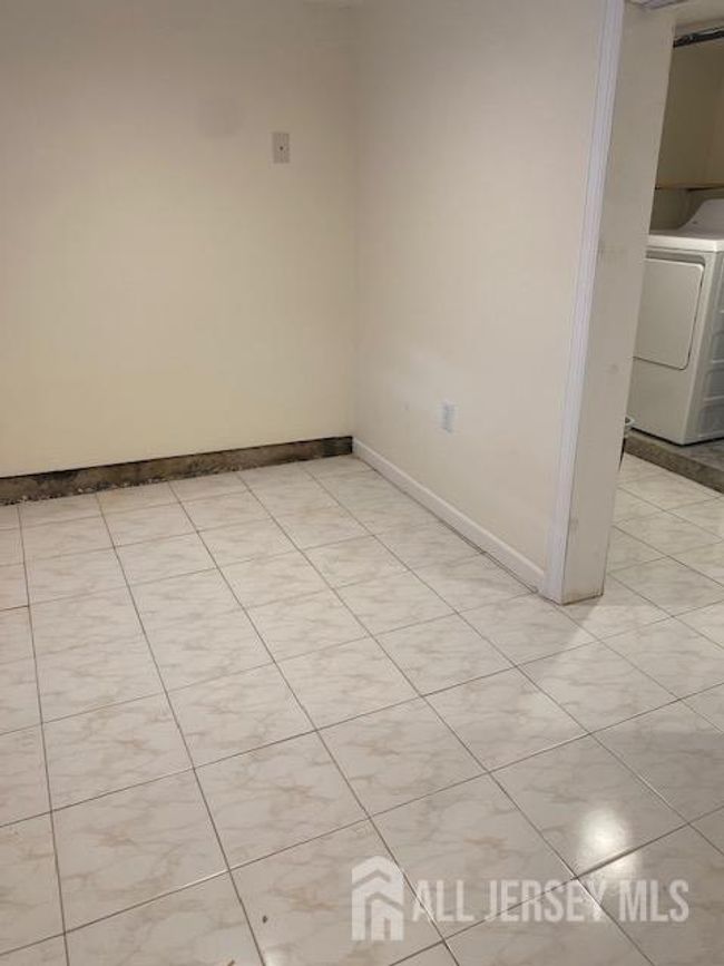 68 Wilmot St, House other with 3 bedrooms, 3 bathrooms and null parking in East Brunswick NJ | Image 28