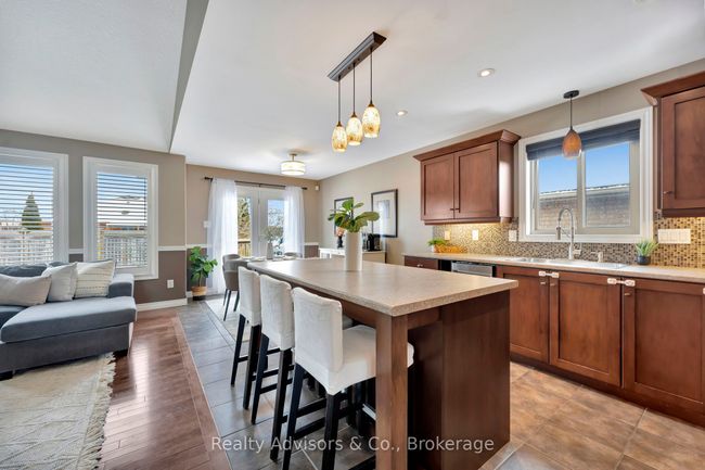 56 Southampton Dr, House other with 3 bedrooms, 2 bathrooms and 2 parking in Saint George ON | Image 13