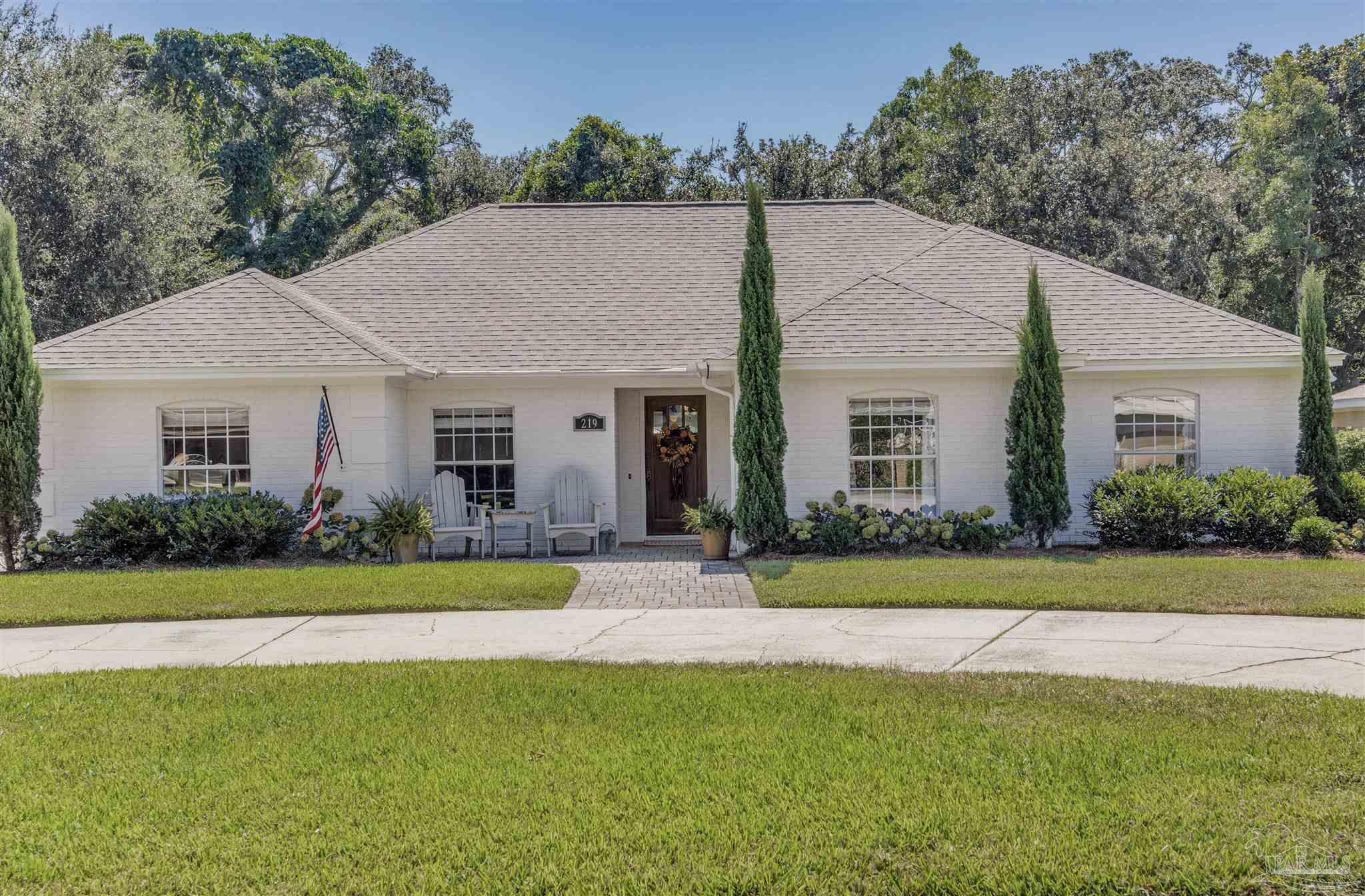 Pinetree Dr, Gulf Breeze, FL 32561