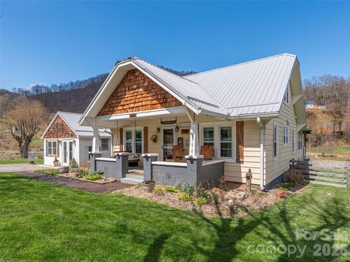 4896 Dutch Cove Rd, Canton, NC, 28716-7496 | Card Image