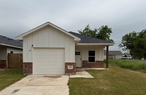 202 E Henderson St, Itasca, TX, 76055-2515 | Card Image