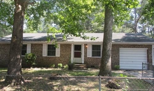 2904 Collingwood St, Spring Lake, NC, 28390-1612 | Card Image