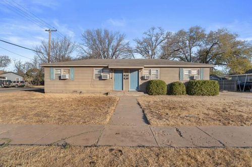 1924 26th St, Lubbock, TX, 79411-1527 | Card Image