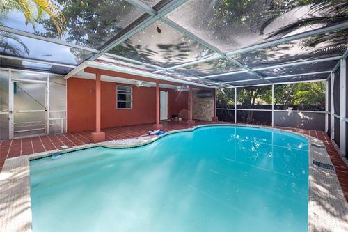 2-2218 Wilson St, Hollywood, FL, 33020-2651 | Card Image