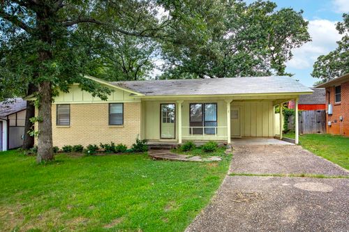 8713 Merrymen Rd, Sherwood, AR, 72120-3045 | Card Image