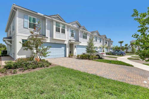 105 Se Birch Ter, Stuart, FL, 34997-7333 | Card Image