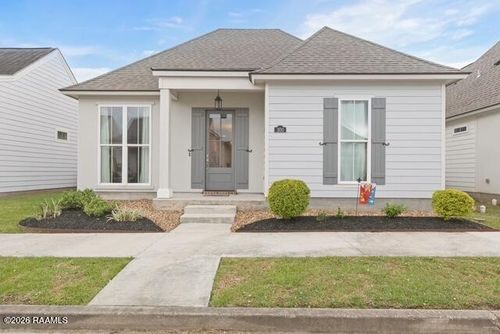 300 Harvey Cay Ln, Youngsville, LA, 70592-6599 | Card Image