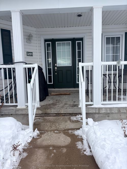 3201-300 Croft St, Port Hope, ON, L1A0E1 | Card Image