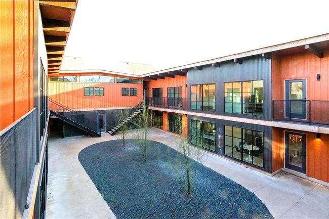 Exterior courtyard of building | Image 15