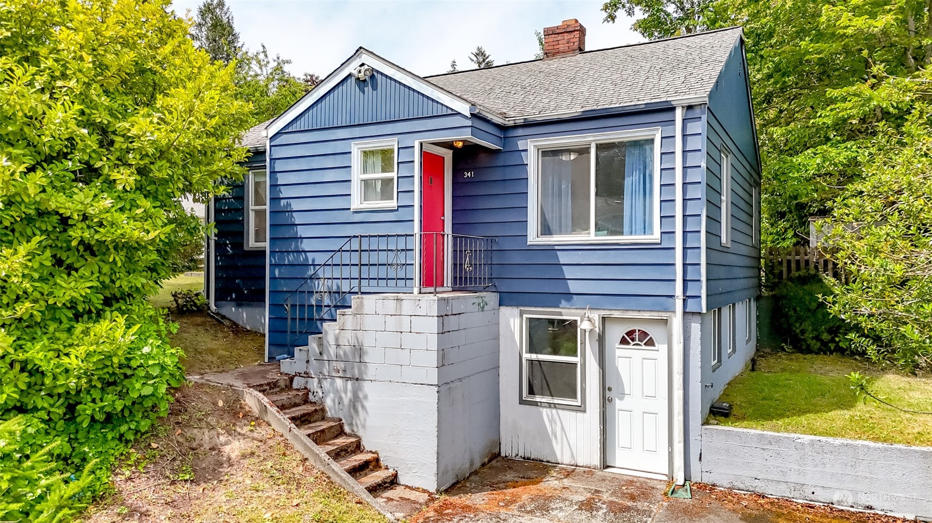 Bertha Ave, Bremerton, WA 98312