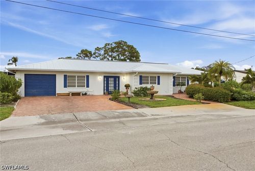 27268 Jolly Roger Ln, BONITA SPRINGS, FL, 34135-4317 | Card Image