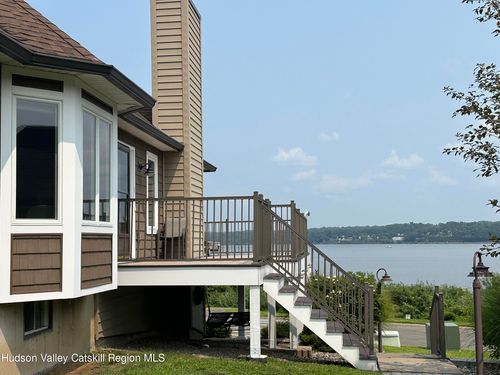 127 Riverview, Port Ewen, NY, 12466 | Card Image