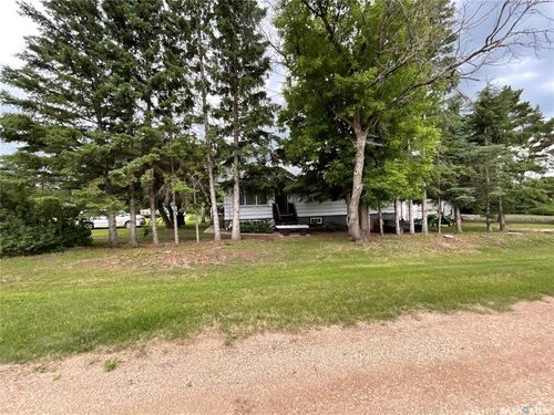 117 First Street E, Wakaw, SK, S0K4K0 | Card Image