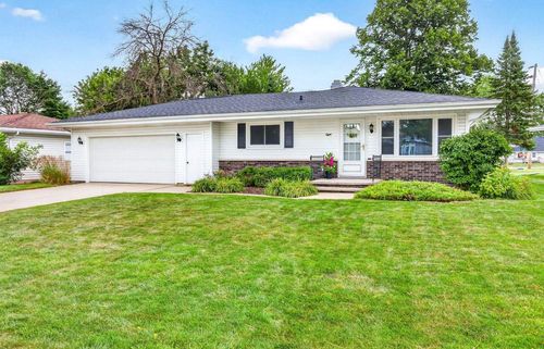 8 Tracy Court, APPLETON, WI, 54915 | Card Image