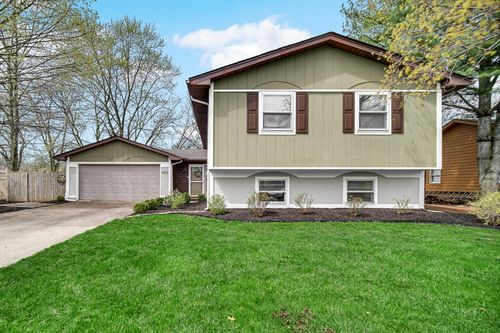 4303 Kingsdale Dr, Valparaiso, IN, 46383 | Card Image