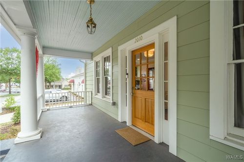 2010 Paul W Bryant Dr, Tuscaloosa, AL, 35401-2312 | Card Image