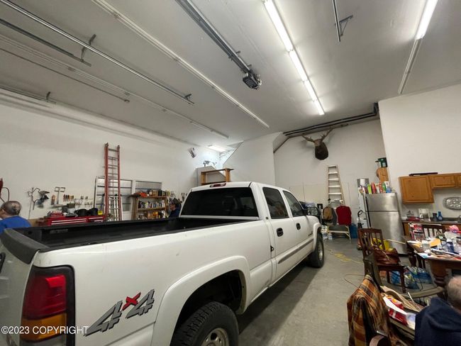 garage | Image 16