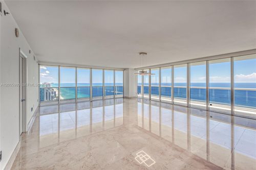 4601-1830 S Ocean Dr, Hallandale Beach, FL, 33009-7717 | Card Image