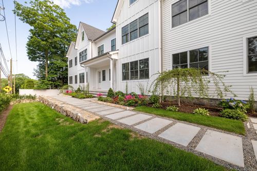 a-133 East Ave, New Canaan, CT, 06840-5613 | Card Image