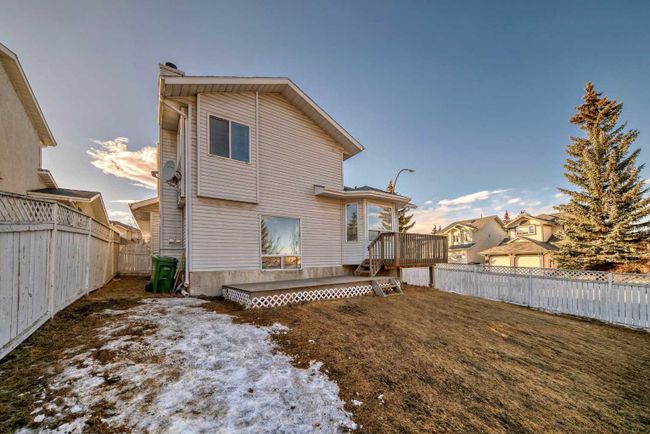 164 Sanderling Close Nw, Home with 5 bedrooms, 3 bathrooms and 2 parking in Calgary AB | Image 40