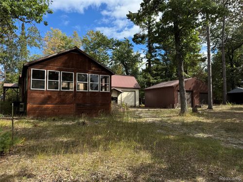 9246 Outing Pl, Grayling, MI, 49738-8471 | Card Image