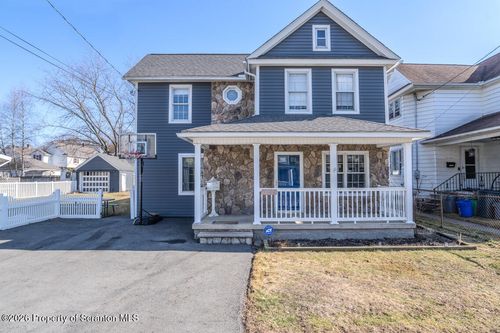 1136 Frieda St, Dickson City, PA, 18519-1305 | Card Image