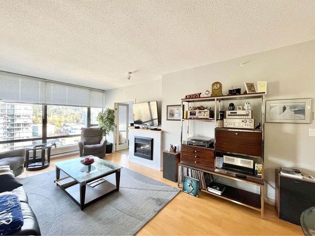 400 Capilano Road, Condo with 2 bedrooms, 0 bathrooms and 1 parking in Port Moody BC | Image 2