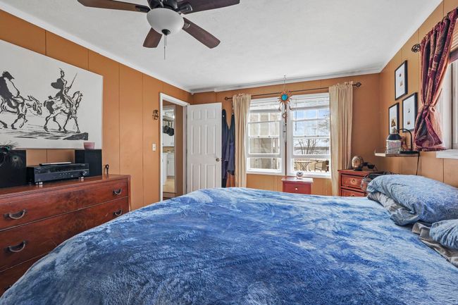 Primary Bedroom | Image 17