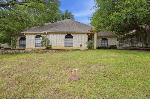 1500 Sandy Creek Dr, Denton, TX, 76205-8135 | Card Image
