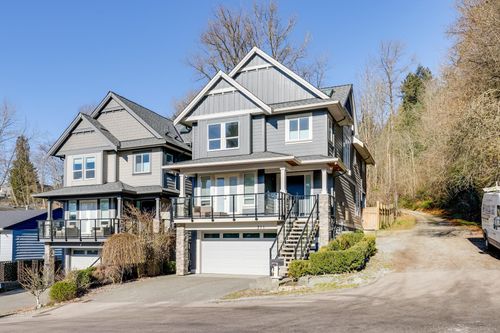 311 Avalon Dr, Port Moody, BC, V3H2X9 | Card Image