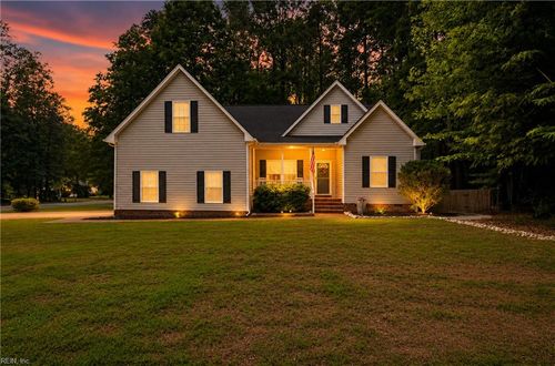 7755 Patriots Way, Gloucester, VA, 23061-5371 | Card Image