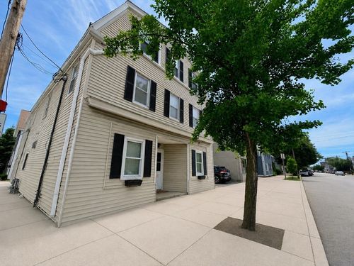 1b-134 Boston St, Salem, MA, 01970-1451 | Card Image