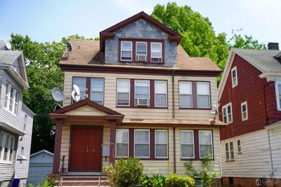 32 Poe Avenue, Home with 0 bedrooms, 0 bathrooms and null parking in Newark NJ | Image 1