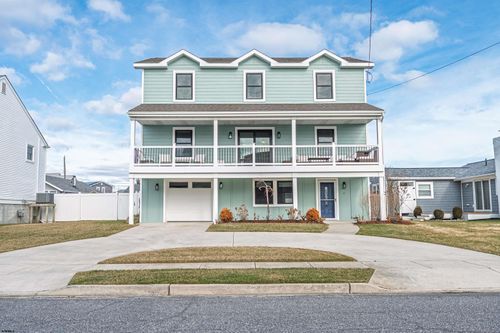 705 W Shore Dr, Brigantine, NJ, 08203-2622 | Card Image