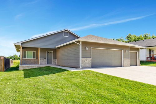 110 W Rockwood Blvd, Mulvane, KS, 67110-1038 | Card Image