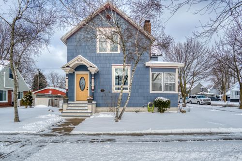 509 E Filer St, Ludington, MI, 49431-2245 | Card Image