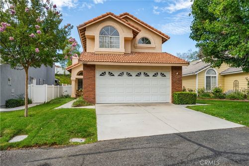 75-26663 Whippoorwill Pl, Canyon Country, CA, 91351-5539 | Card Image